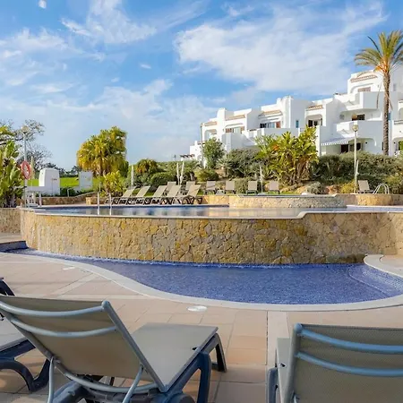 Club - 2 Bedroom Apartment, Air Conditioning And Pools Appartamento