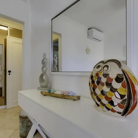 Appartamento Club - 2 Bedroom Apartment, Air Conditioning And Pools