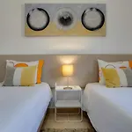 Club - 2 Bedroom Apartment, Air Conditioning And Pools شقة