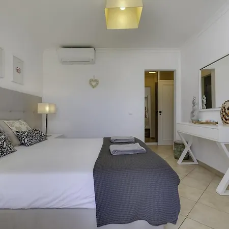 Διαμέρισμα Club - 2 Bedroom Apartment, Air Conditioning And Pools *