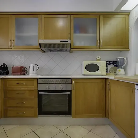 Club - 2 Bedroom Apartment, Air Conditioning And Pools Апартаменти *