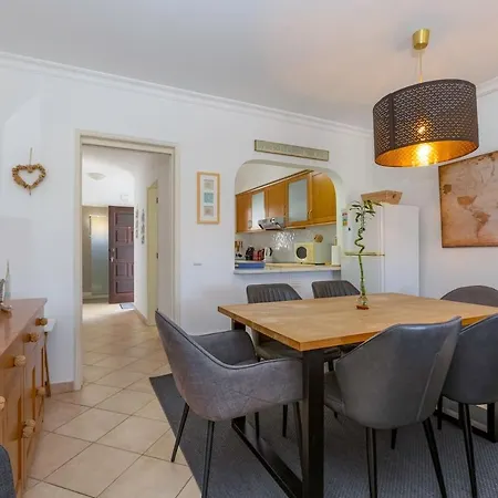 Club - 2 Bedroom Apartment, Air Conditioning And Pools * Албуфейра